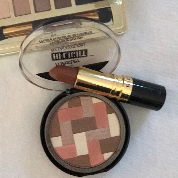 💋6 Piece Full sized Makeup & Cosmetic Case Bundle - Picture 4 of 8